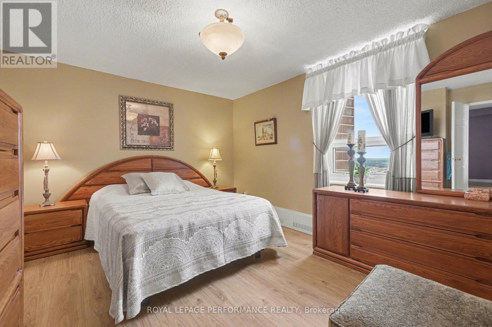 1505 - 665 Bathgate Drive, Ottawa, Ontario K1K 3Y4 - Photo 17 - X12888416