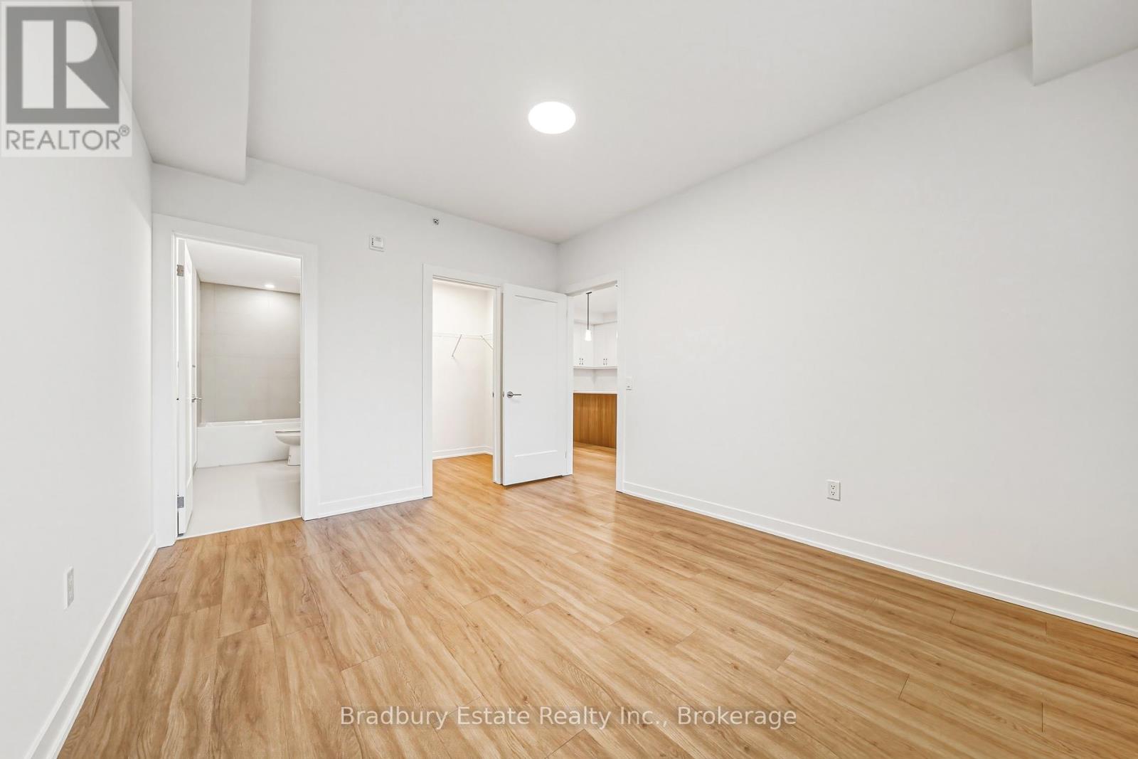 301 - 155 Greenbrier Road, Cambridge, Ontario  N1P 0B3 - Photo 18 - X12888190