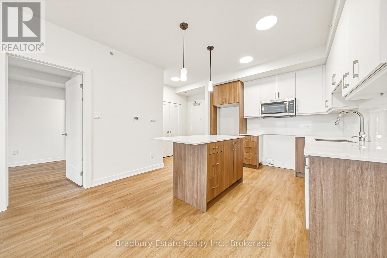 306 - 155 Greenbrier Road, Cambridge, Ontario  N1P 0B3 - Photo 7 - X12888198