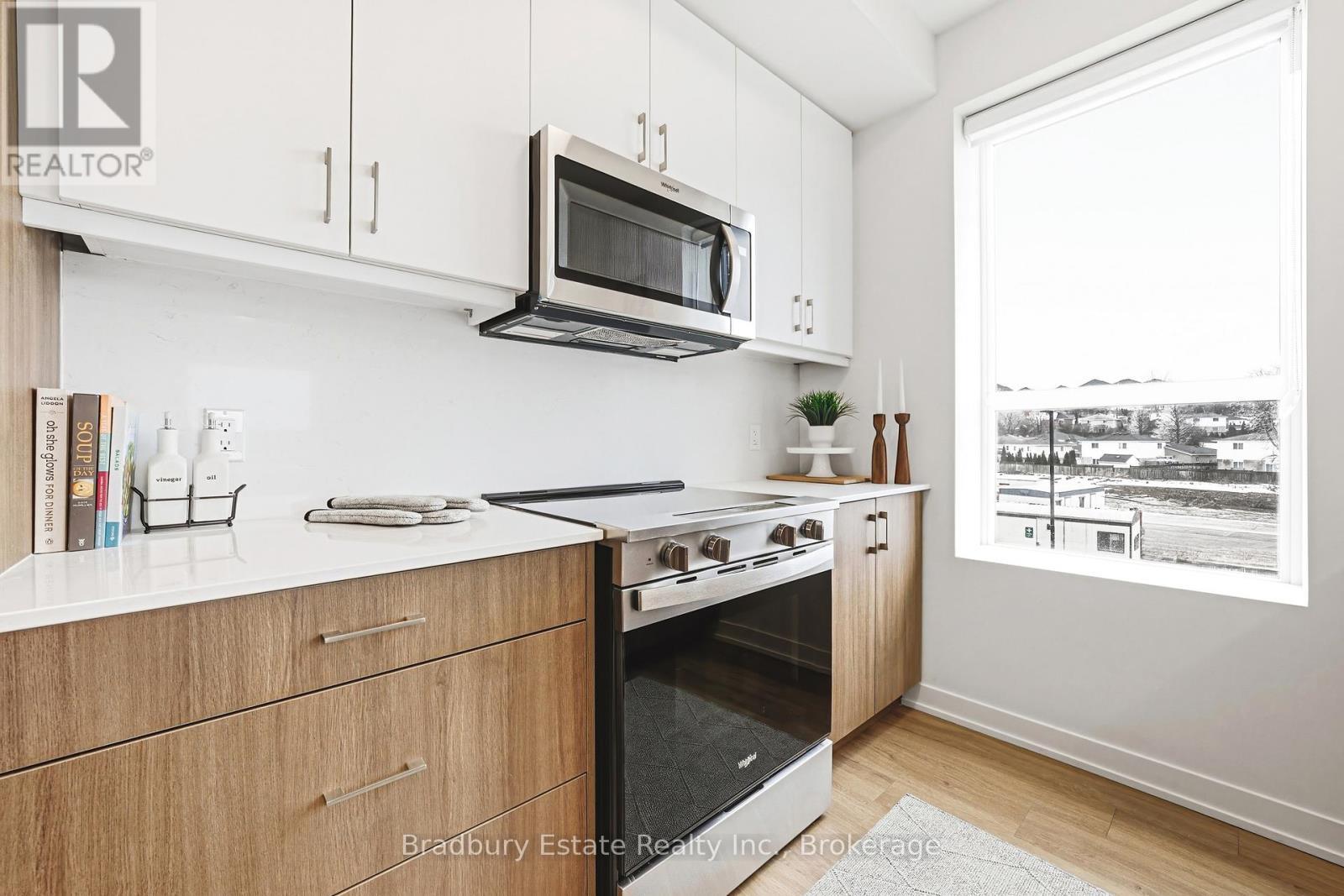 204 - 155 Greenbrier Road, Cambridge, Ontario  N1P 0B3 - Photo 12 - X12888200