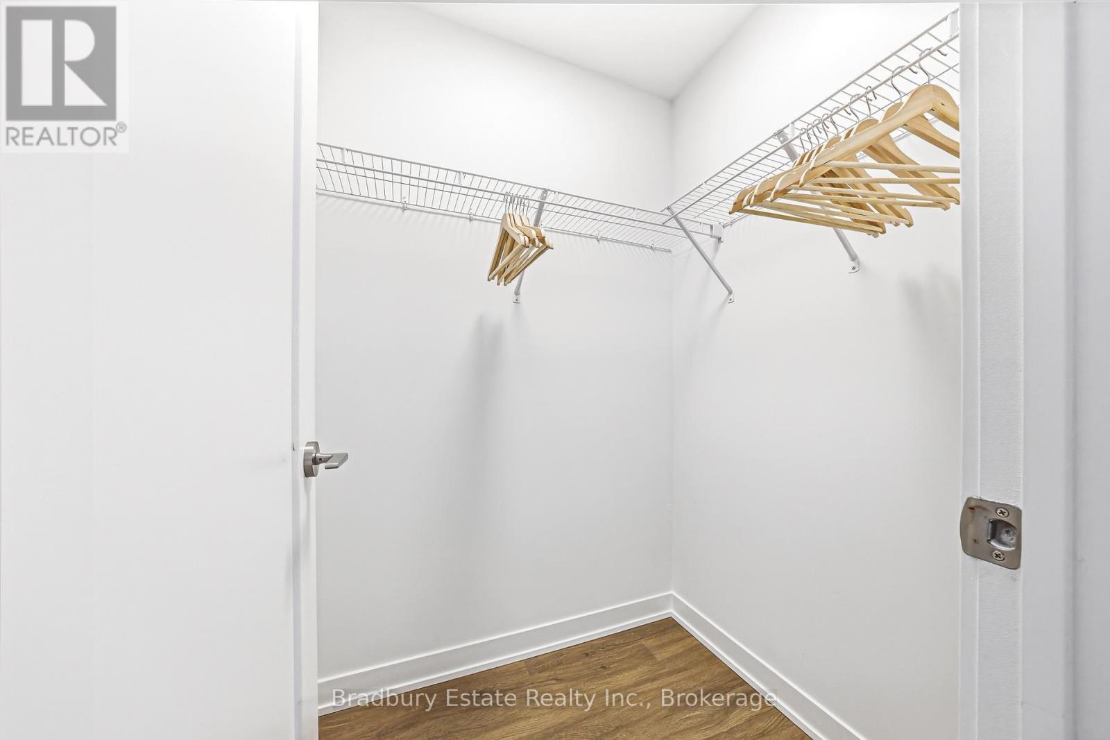 204 - 155 Greenbrier Road, Cambridge, Ontario  N1P 0B3 - Photo 18 - X12888200