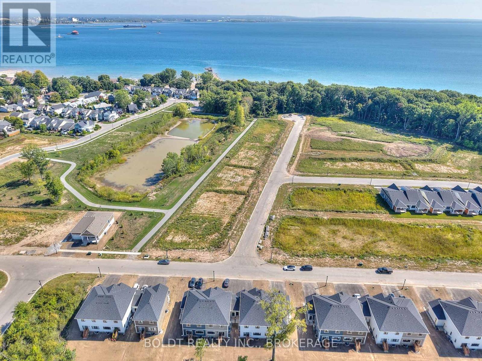 552 Mississauga Avenue, Fort Erie, Ontario  L2A 0G8 - Photo 34 - X12888260