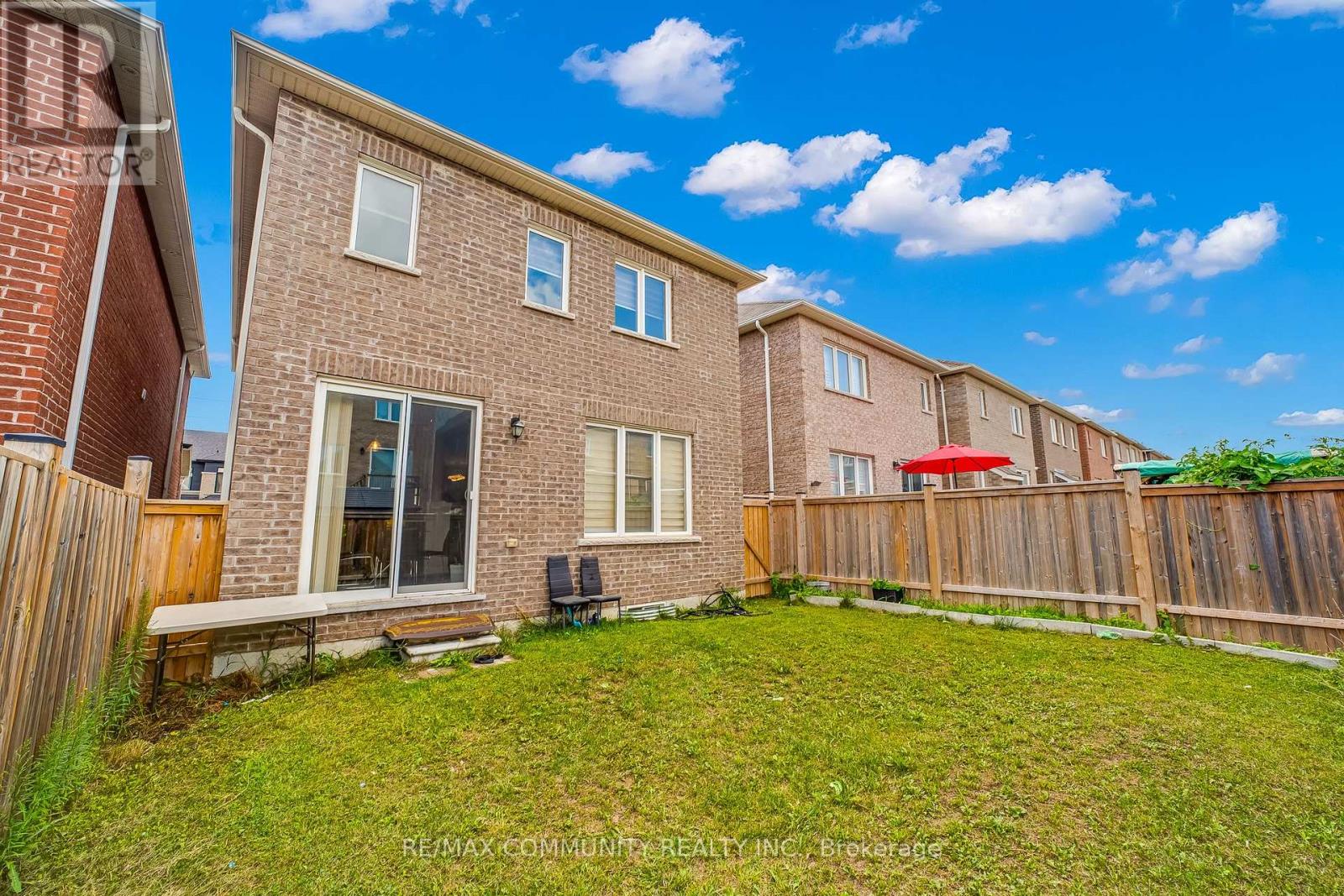 1064 Cameo Street, Pickering, Ontario  L1X 0G2 - Photo 36 - E12885810