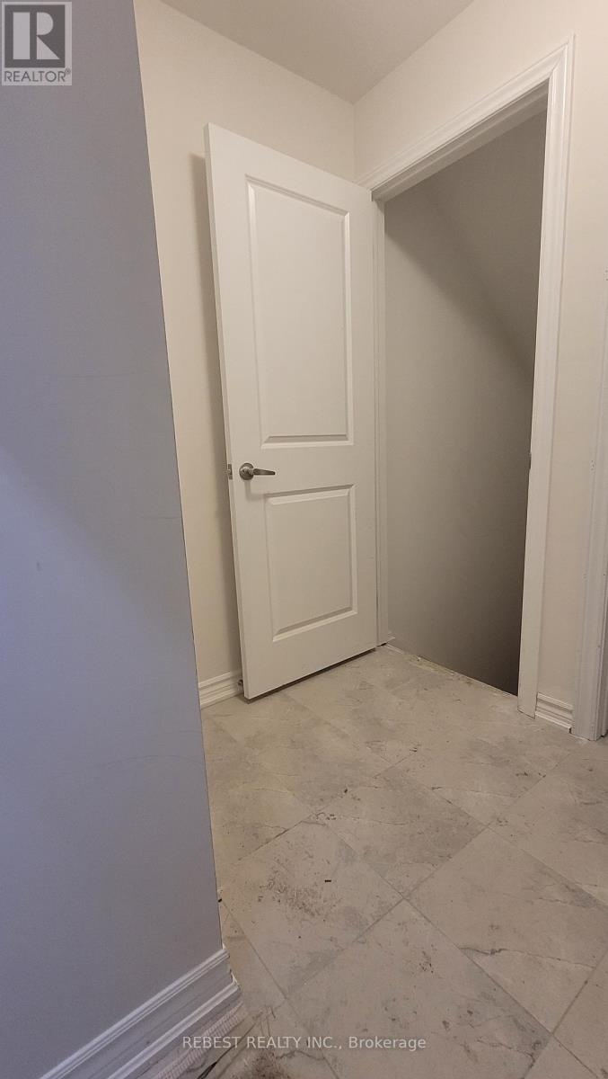 Bsmt - 93 Berkely Street, Wasaga Beach, Ontario  L9Z 2N6 - Photo 8 - S12839058