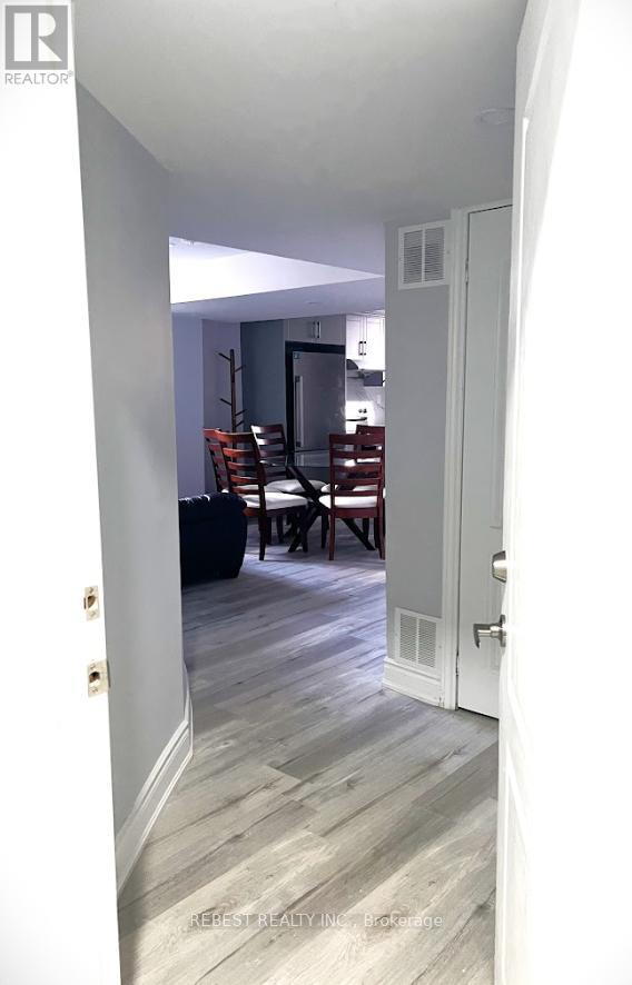 116 Leadership Drive, Brampton, Ontario  L6Y 5T4 - Photo 4 - W12823620