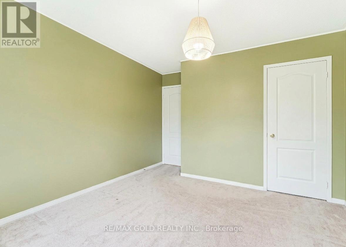 2441 Capilano Crescent, Oakville, Ontario  L6H 6L3 - Photo 28 - W12880596