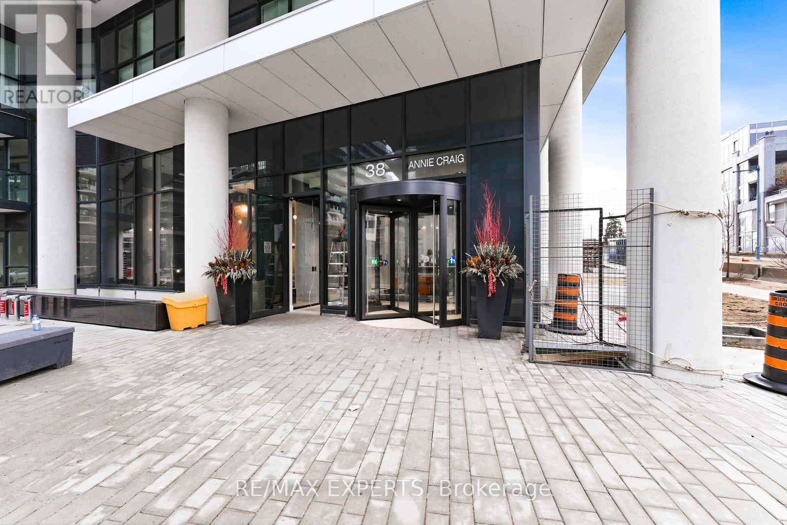 3502 - 38 Annie Craig Drive, Toronto, Ontario M8V 0G9 - Photo 4 - W12875452