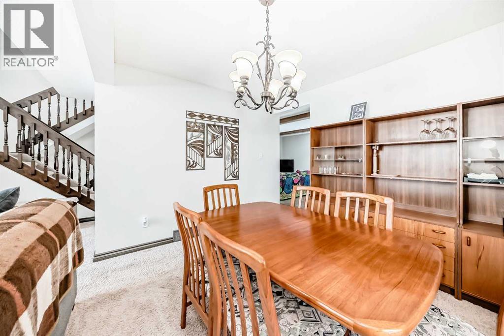 227 Coachwood Crescent Sw, Calgary, Alberta  T3H 1E7 - Photo 18 - A2293769