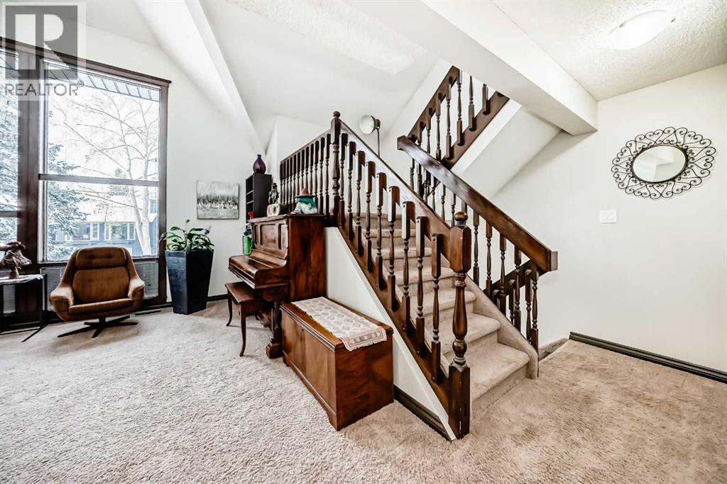 227 Coachwood Crescent Sw, Calgary, Alberta  T3H 1E7 - Photo 22 - A2293769