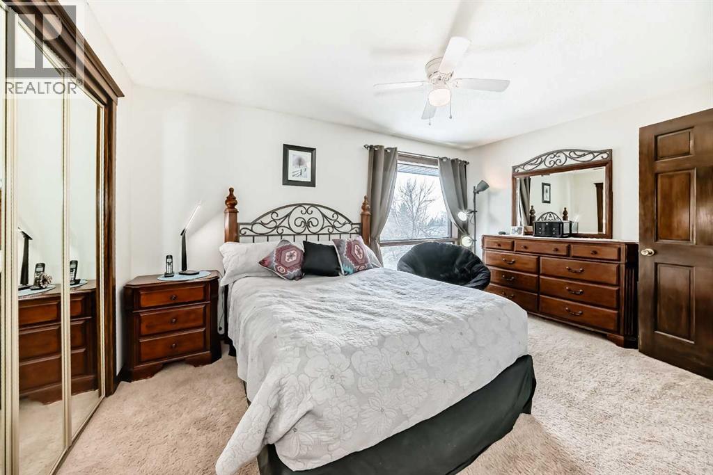 227 Coachwood Crescent Sw, Calgary, Alberta  T3H 1E7 - Photo 23 - A2293769