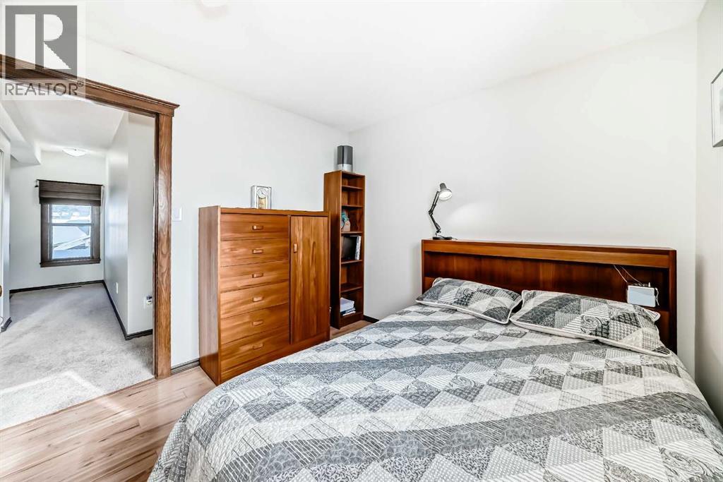 227 Coachwood Crescent Sw, Calgary, Alberta  T3H 1E7 - Photo 28 - A2293769