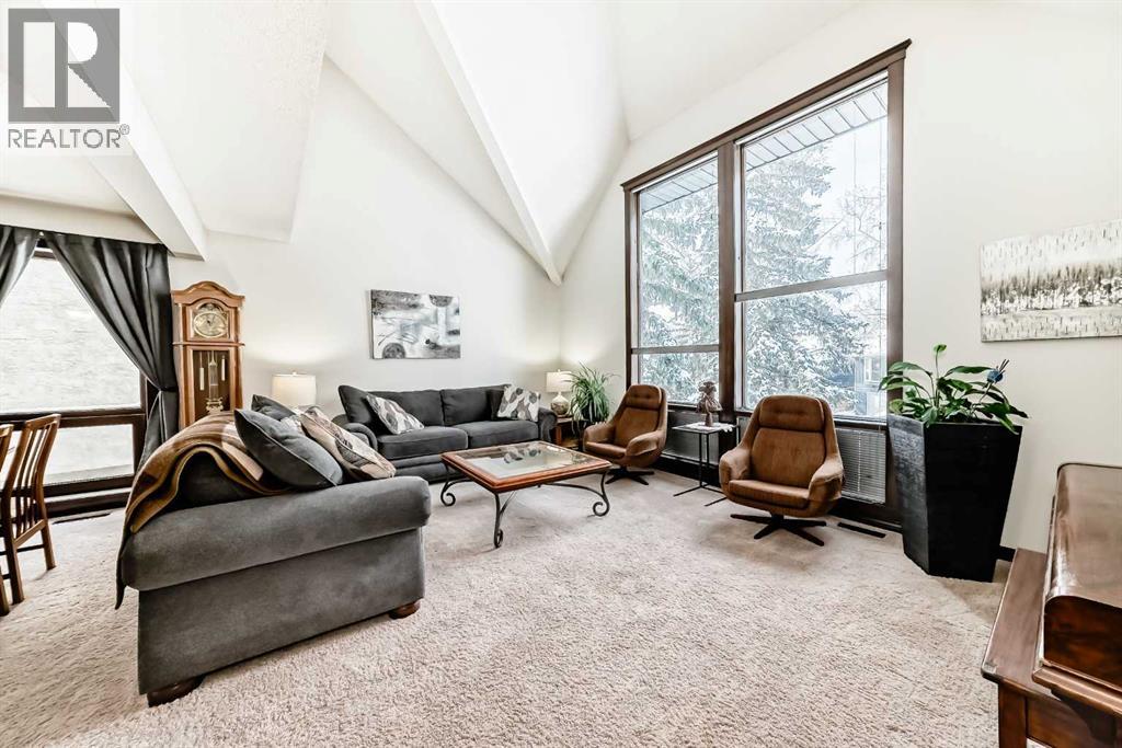 227 Coachwood Crescent Sw, Calgary, Alberta  T3H 1E7 - Photo 5 - A2293769