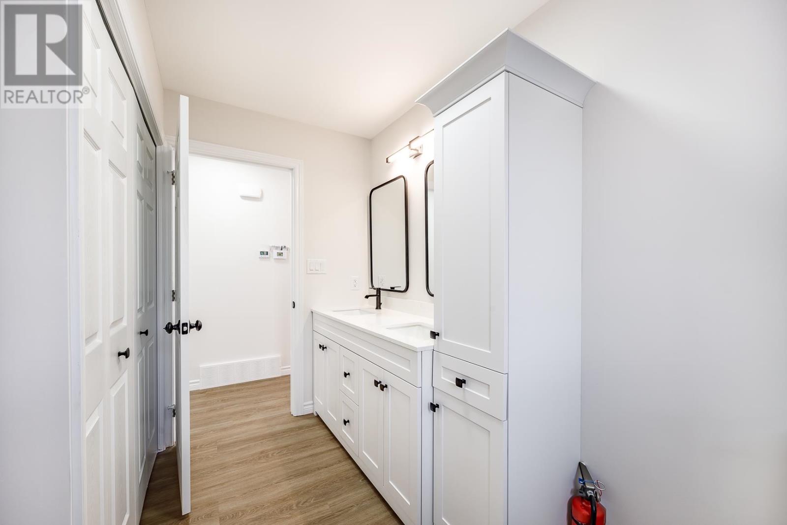 255 East Balfour St, Sault Ste. Marie, Ontario  P6C 1W9 - Photo 25 - SM253420