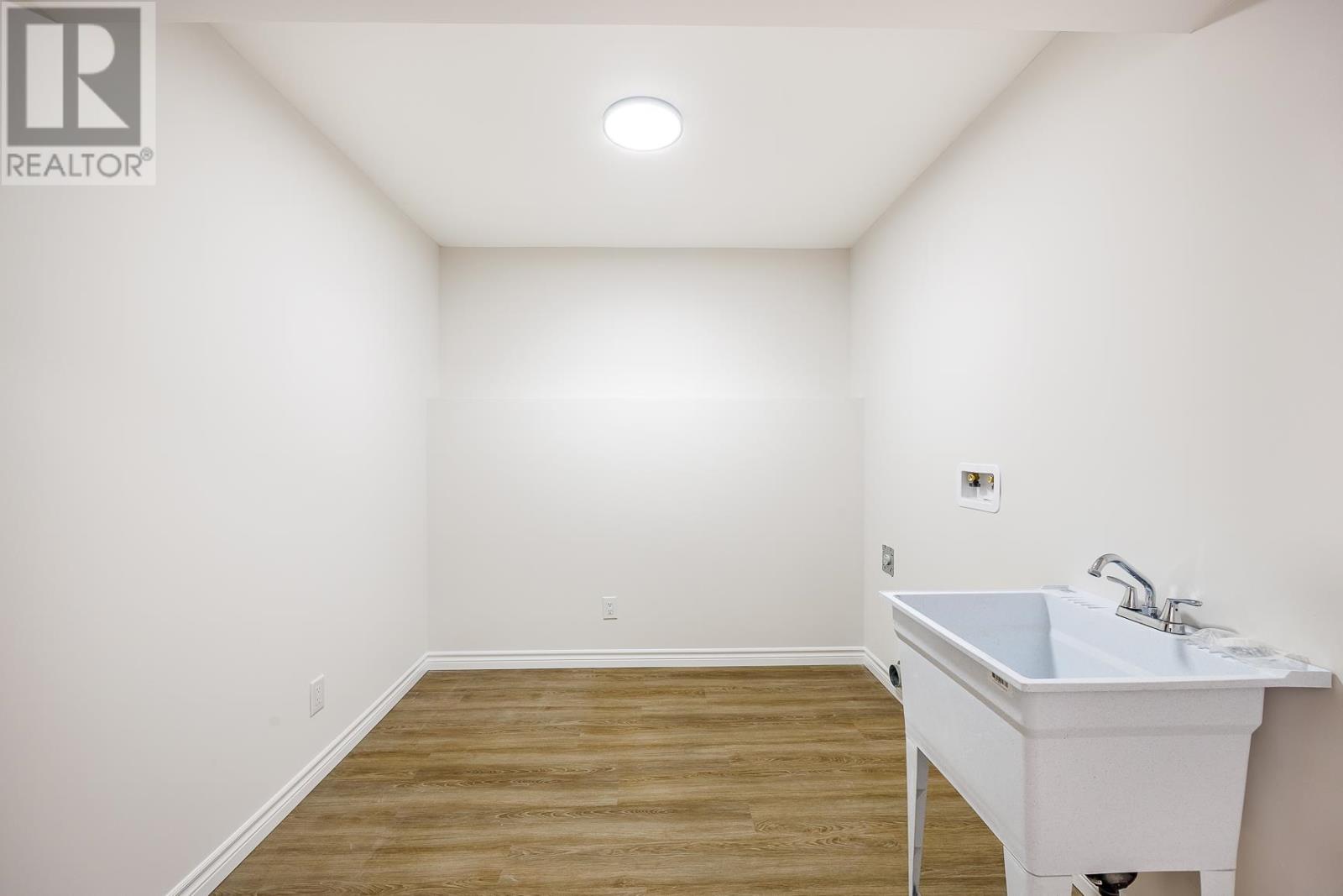 255 East Balfour St, Sault Ste. Marie, Ontario  P6C 1W9 - Photo 36 - SM253420