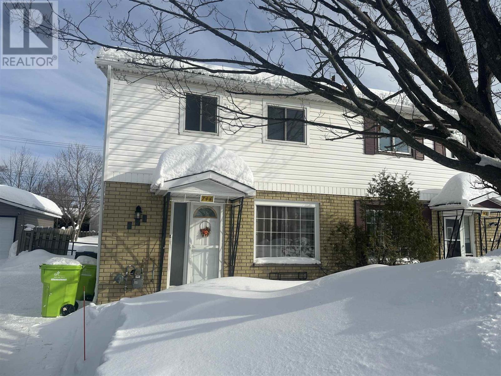 744 Pine St, Sault Ste. Marie, Ontario P6B 3G1 - Photo 30 - SM260279