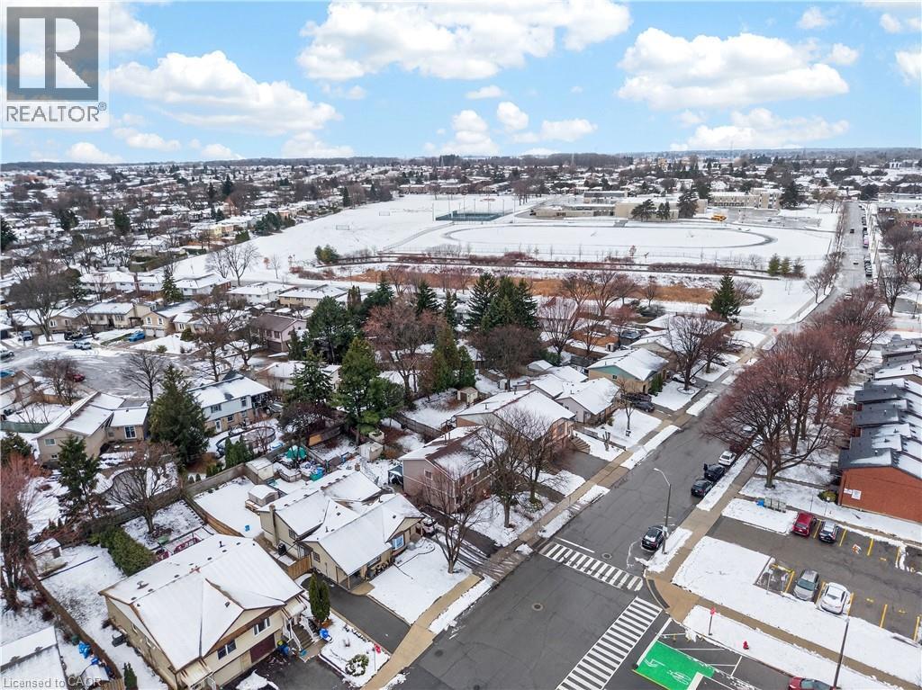 106 Wendover Drive, Hamilton, Ontario  L9C 5X5 - Photo 39 - 40812062