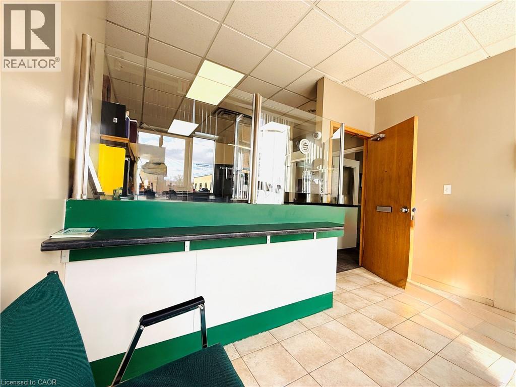 281 Queenston Road, Hamilton, Ontario  L8K 1G9 - Photo 4 - 40809861