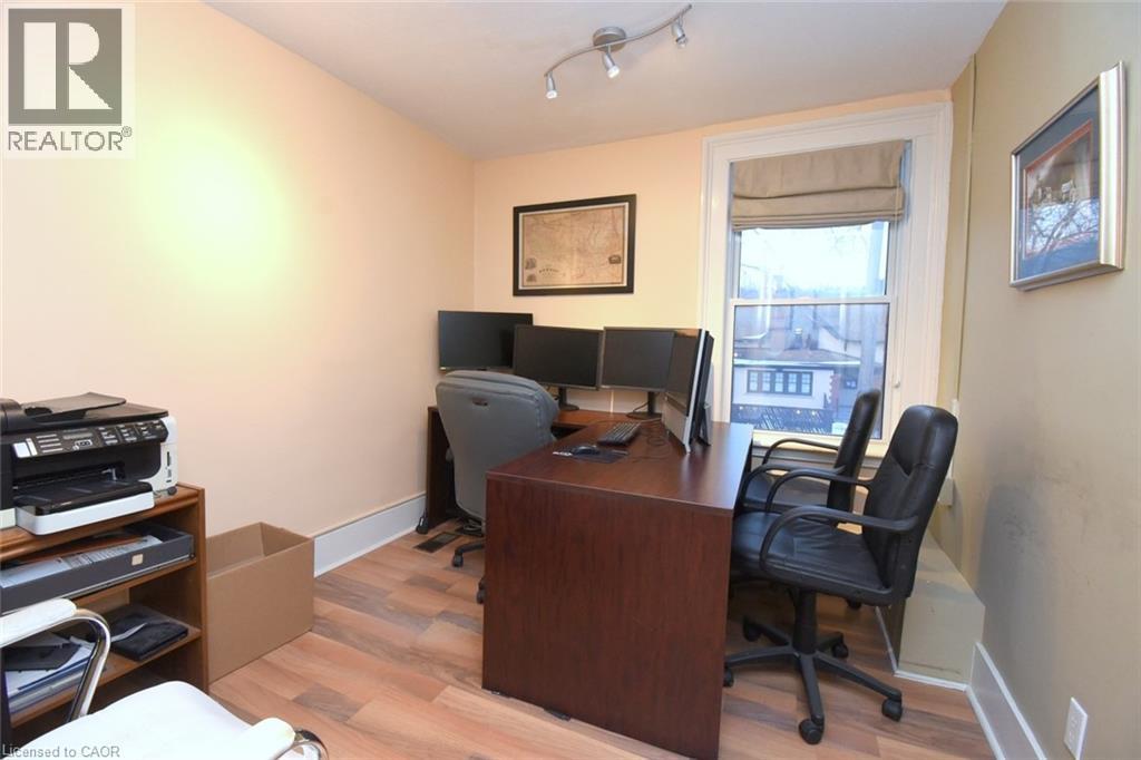 8 Sydenham Street, Dundas, Ontario  L9H 2T4 - Photo 11 - 40807097