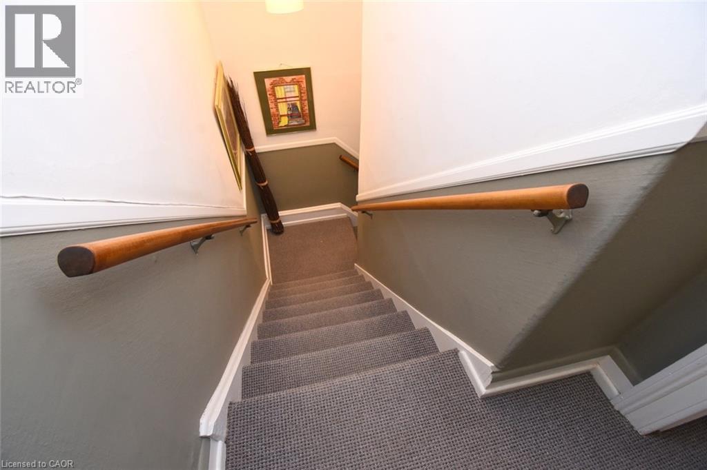 8 Sydenham Street, Dundas, Ontario  L9H 2T4 - Photo 12 - 40807097