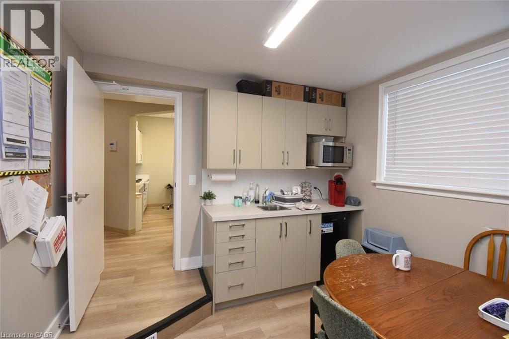 8 Sydenham Street, Dundas, Ontario  L9H 2T4 - Photo 28 - 40807097