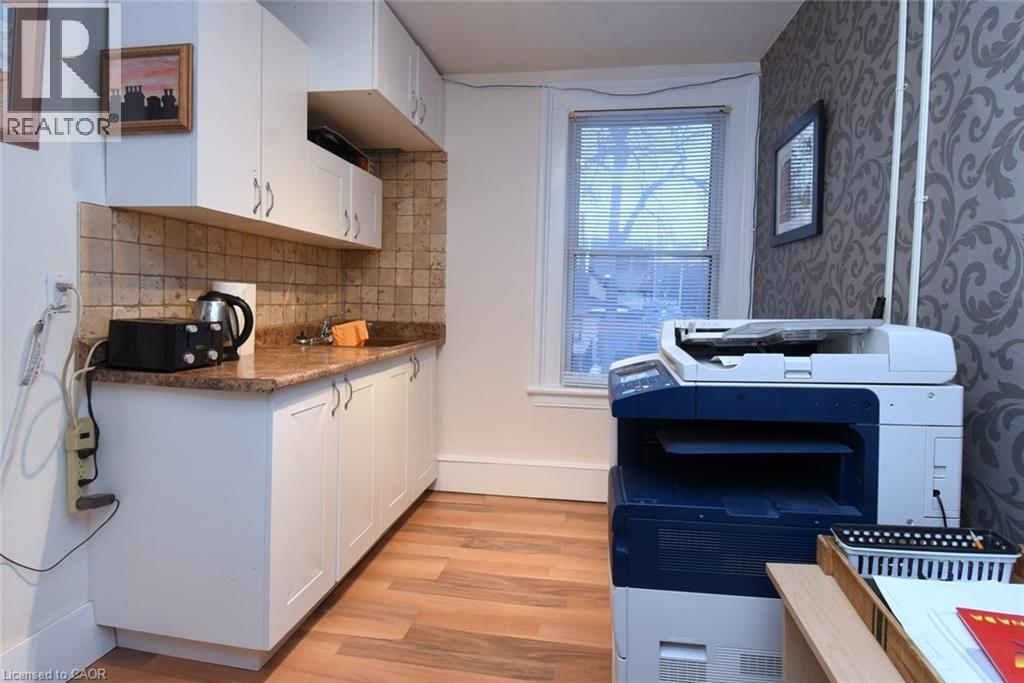 8 Sydenham Street, Dundas, Ontario  L9H 2T4 - Photo 31 - 40807097