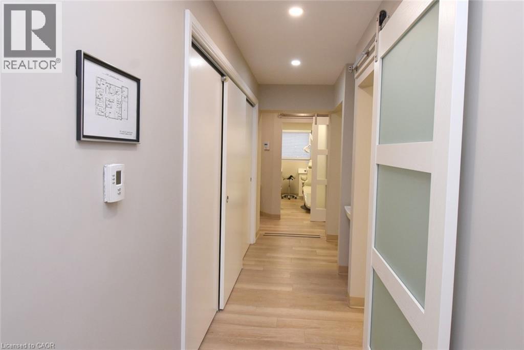 8 Sydenham Street, Dundas, Ontario  L9H 2T4 - Photo 32 - 40807097