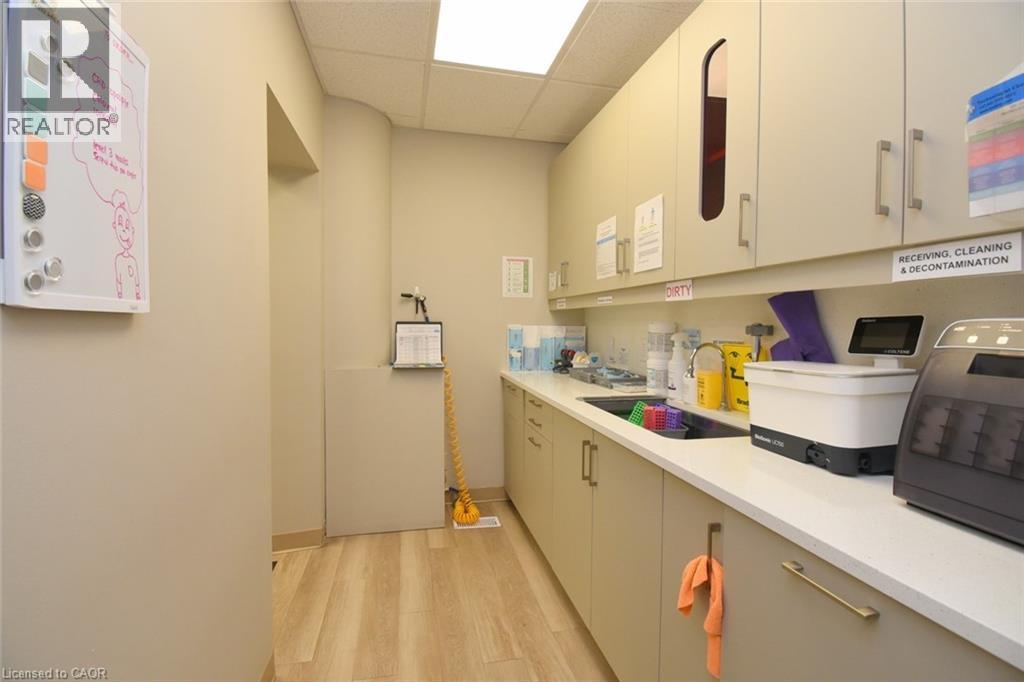 8 Sydenham Street, Dundas, Ontario  L9H 2T4 - Photo 35 - 40807097