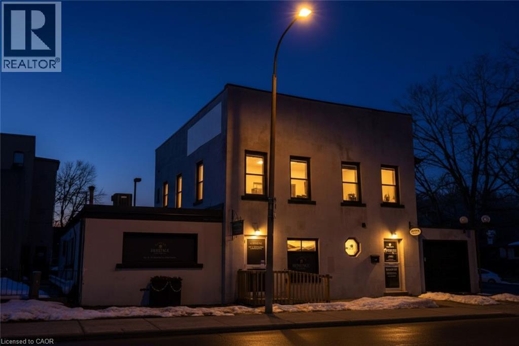 8 Sydenham Street, Dundas, Ontario  L9H 2T4 - Photo 7 - 40807097