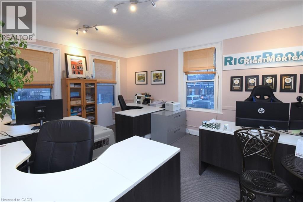 8 Sydenham Street, Dundas, Ontario  L9H 2T4 - Photo 8 - 40807097