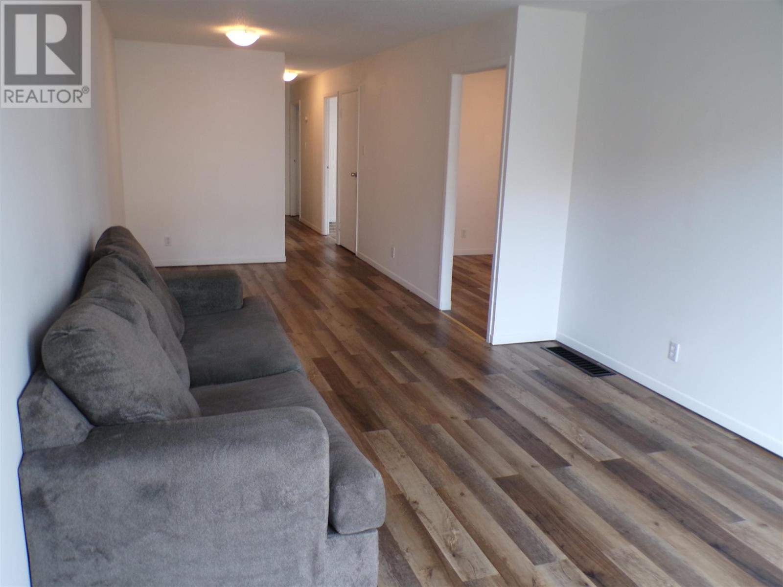 64 Farrell Cres, Elliot Lake, Ontario  P5A 3M9 - Photo 12 - SM260487