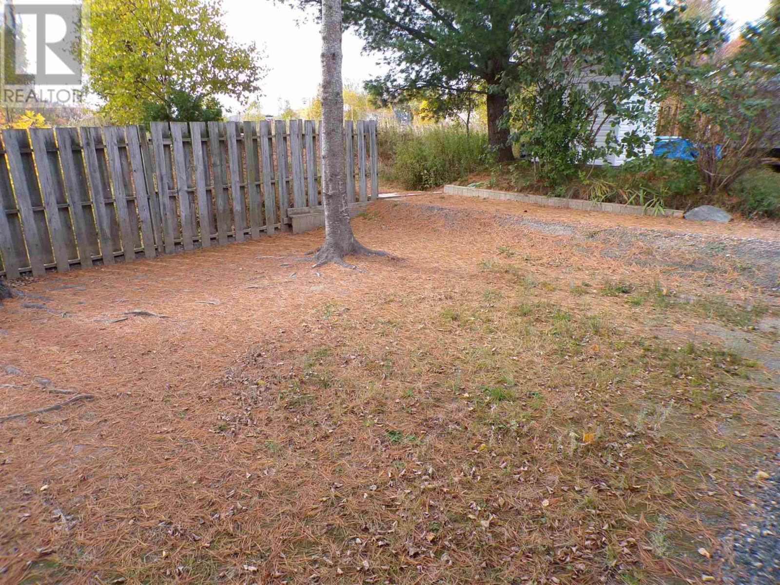 64 Farrell Cres, Elliot Lake, Ontario  P5A 3M9 - Photo 6 - SM260487