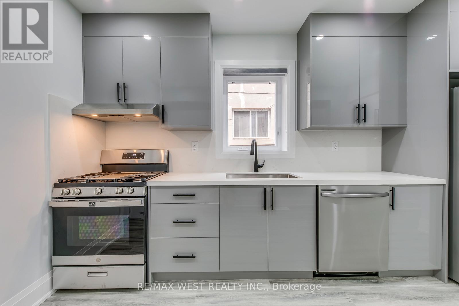 1 - 1190 Ossington Avenue, Toronto (Wychwood), Ontario  M6G 3W1 - Photo 12 - C12888178