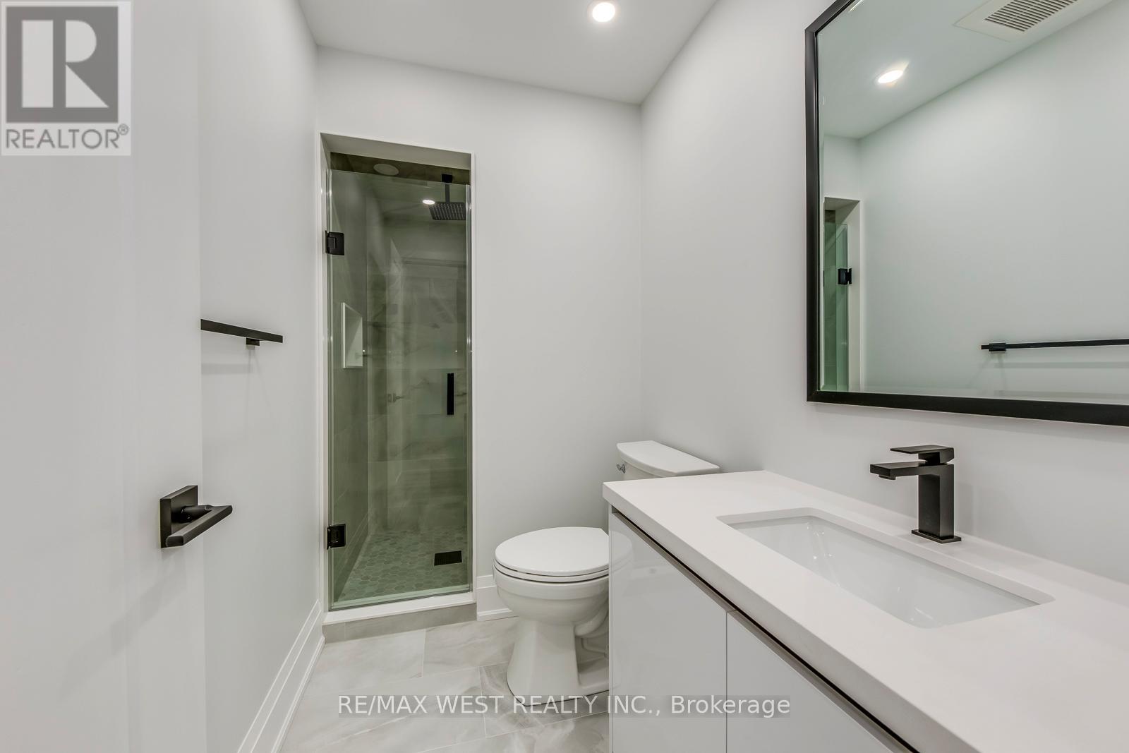 1 - 1190 Ossington Avenue, Toronto (Wychwood), Ontario  M6G 3W1 - Photo 19 - C12888178