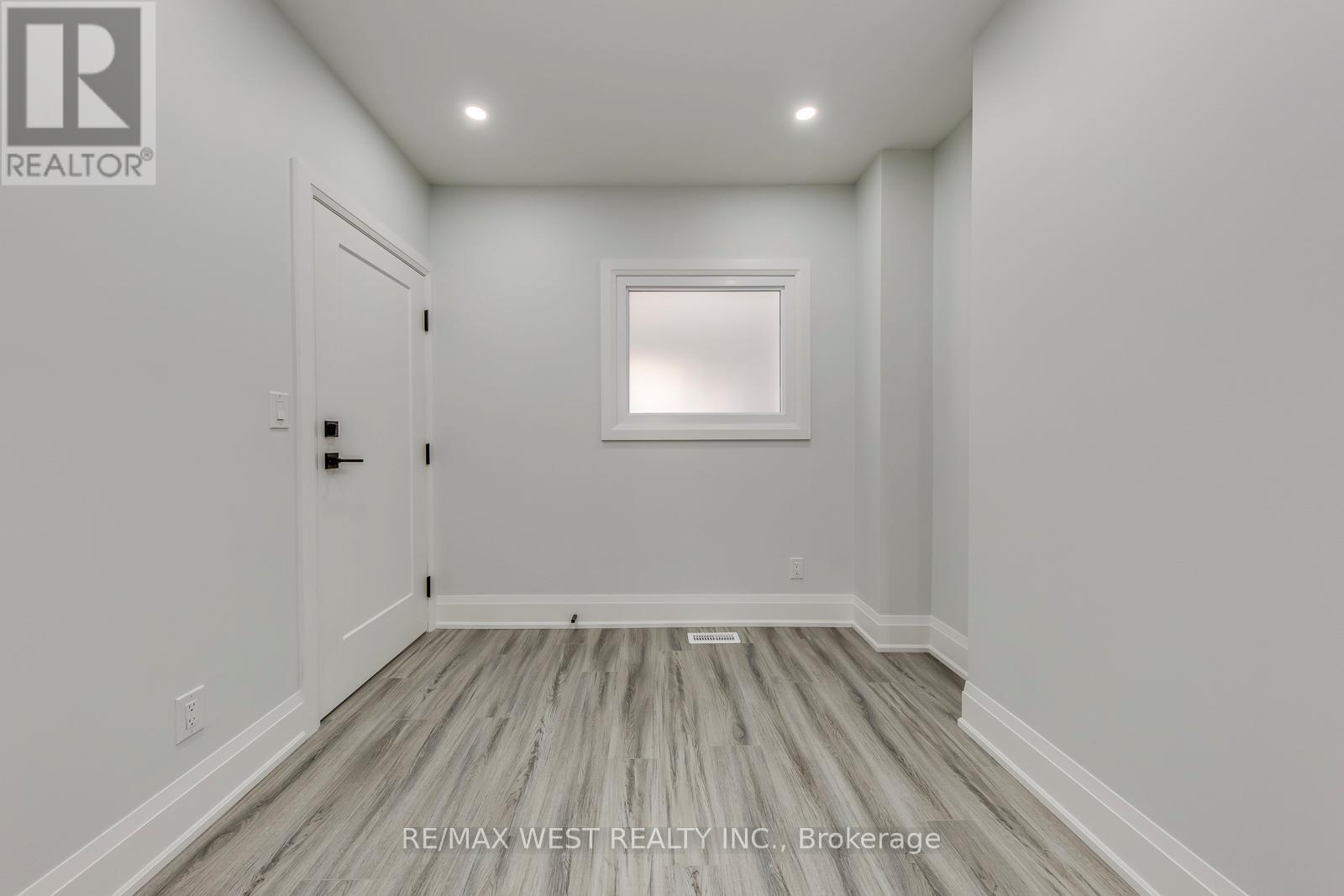 1 - 1190 Ossington Avenue, Toronto (Wychwood), Ontario  M6G 3W1 - Photo 7 - C12888178