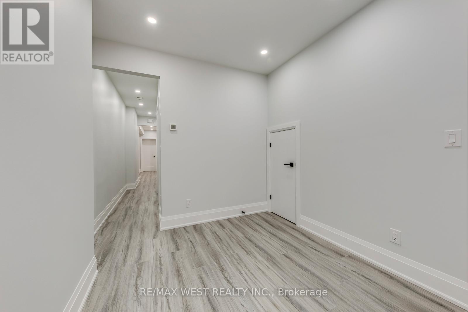 1 - 1190 Ossington Avenue, Toronto (Wychwood), Ontario  M6G 3W1 - Photo 8 - C12888178