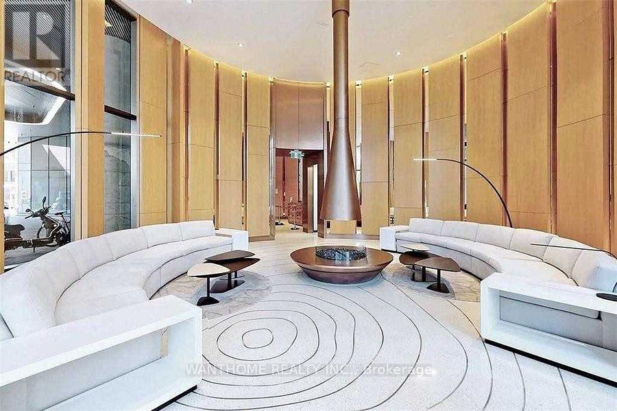 3702 - 11 Wellesley Street W, Toronto (Bay Street Corridor), Ontario  M4Y 1E8 - Photo 10 - C12888302