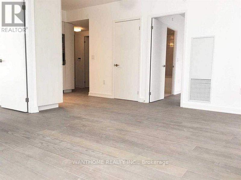 3702 - 11 Wellesley Street W, Toronto (Bay Street Corridor), Ontario  M4Y 1E8 - Photo 3 - C12888302