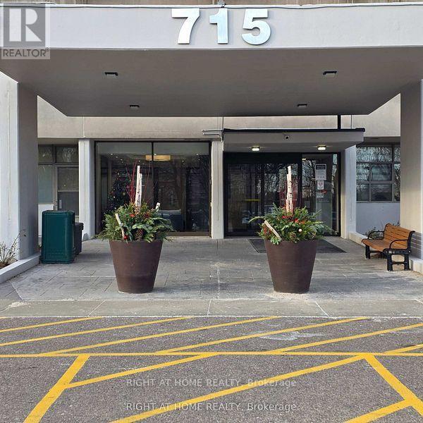 2504 - 715 Don Mills Road, Toronto (Flemingdon Park), Ontario  M3C 1S5 - Photo 1 - C12888324