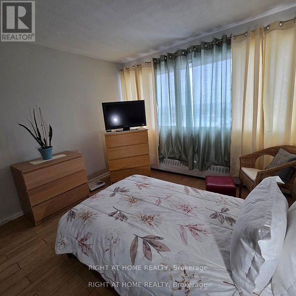 2504 - 715 Don Mills Road, Toronto (Flemingdon Park), Ontario  M3C 1S5 - Photo 20 - C12888324