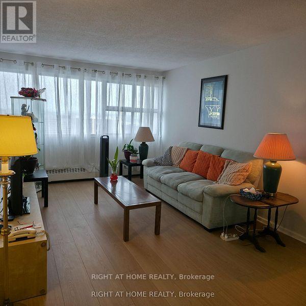 2504 - 715 Don Mills Road, Toronto (Flemingdon Park), Ontario  M3C 1S5 - Photo 3 - C12888324