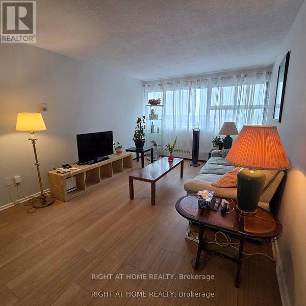 2504 - 715 Don Mills Road, Toronto (Flemingdon Park), Ontario  M3C 1S5 - Photo 6 - C12888324