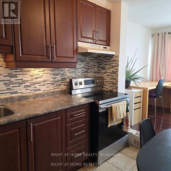 2504 - 715 Don Mills Road, Toronto (Flemingdon Park), Ontario  M3C 1S5 - Photo 9 - C12888324