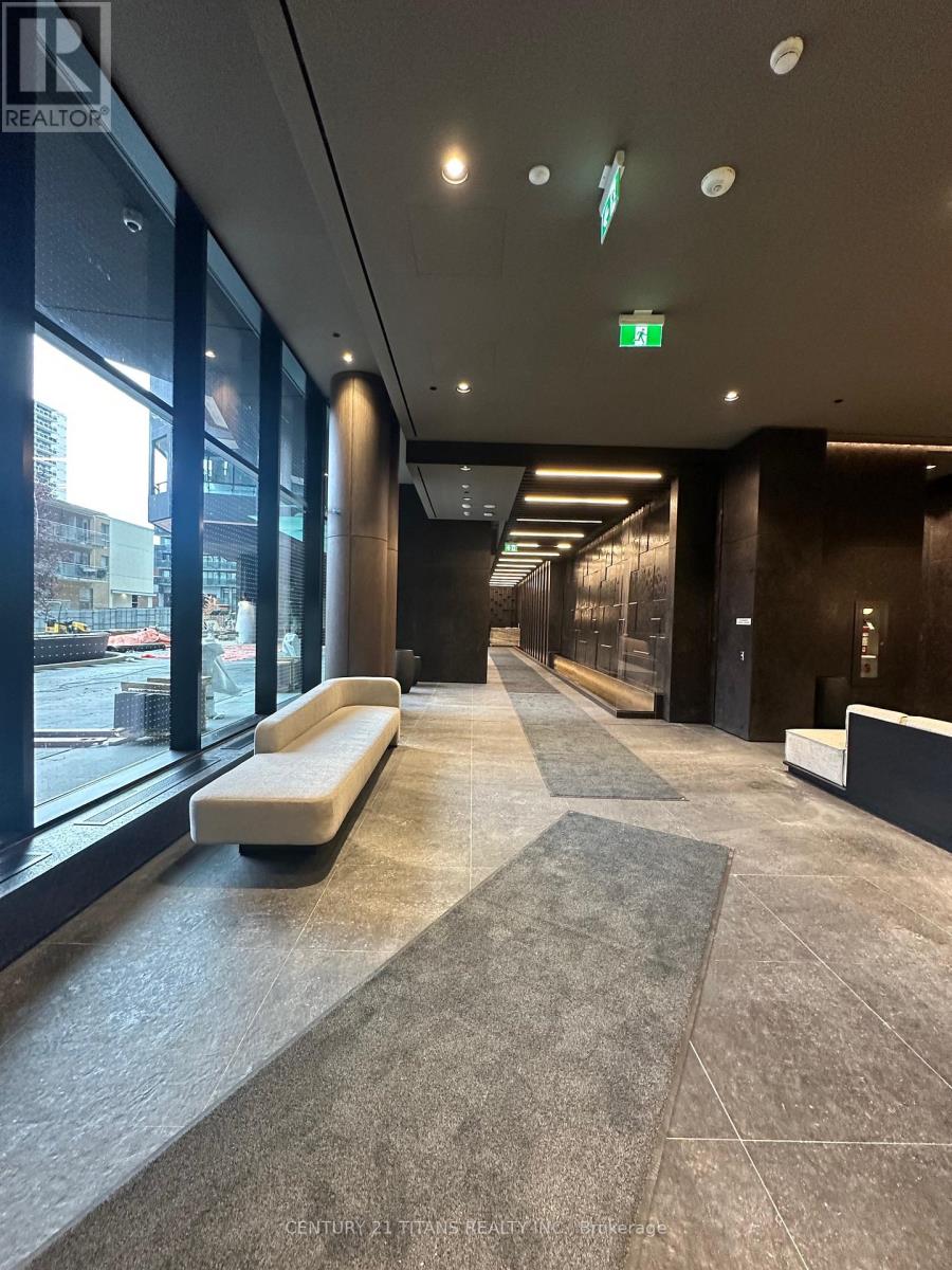 1001 - 120 Broadway Avenue, Toronto (Mount Pleasant West), Ontario  M4P 0E9 - Photo 3 - C12888404