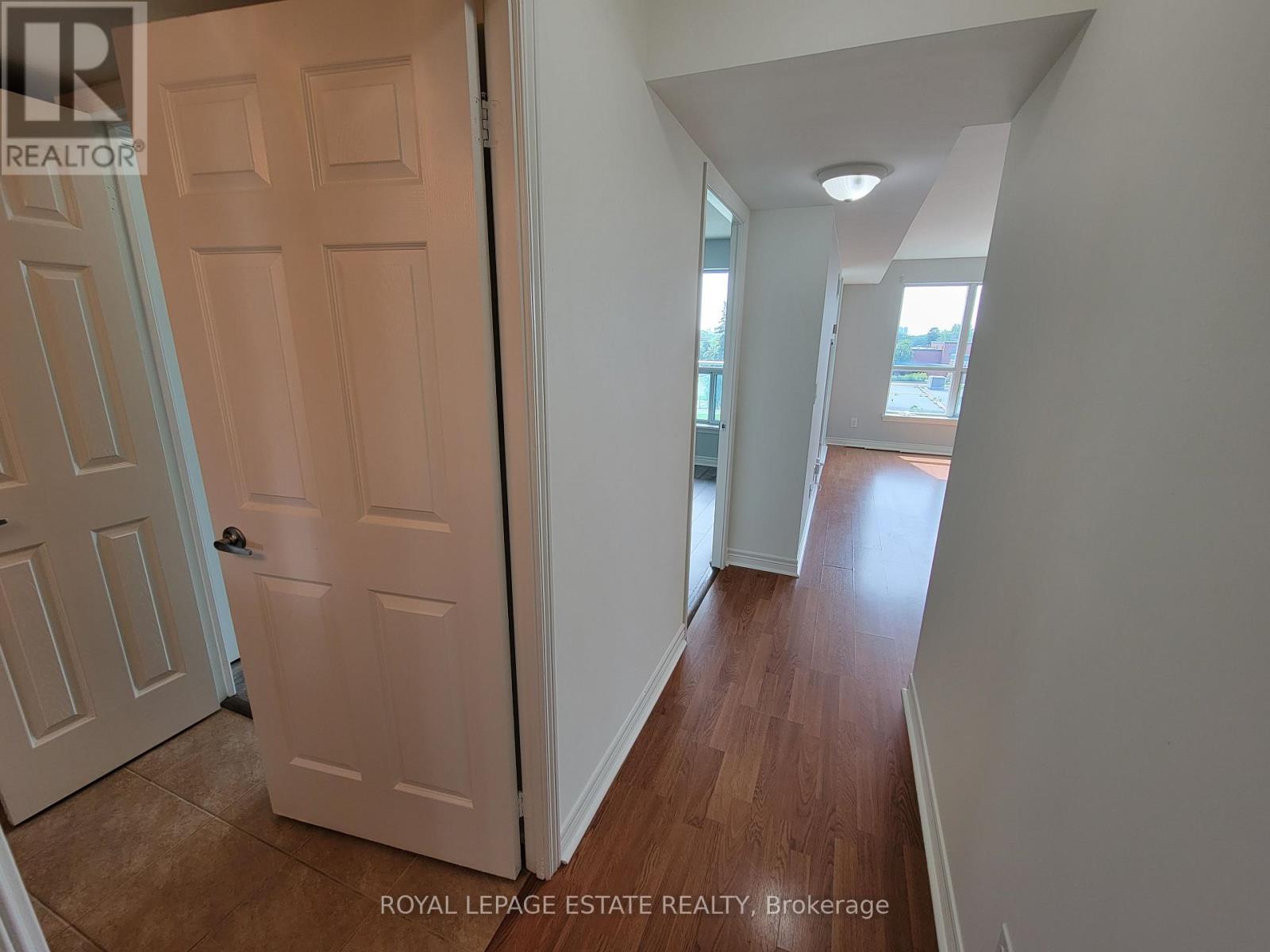 415 - 60 Fairfax Crescent, Toronto (Clairlea-Birchmount), Ontario  M1L 0E1 - Photo 7 - E12888326