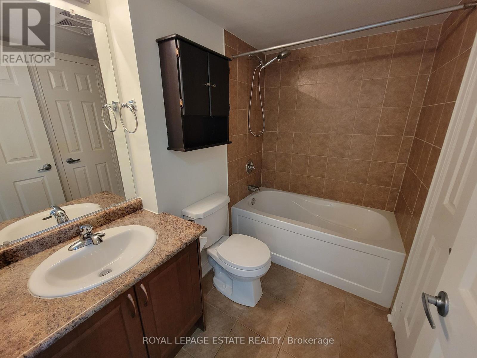 415 - 60 Fairfax Crescent, Toronto (Clairlea-Birchmount), Ontario  M1L 0E1 - Photo 8 - E12888326