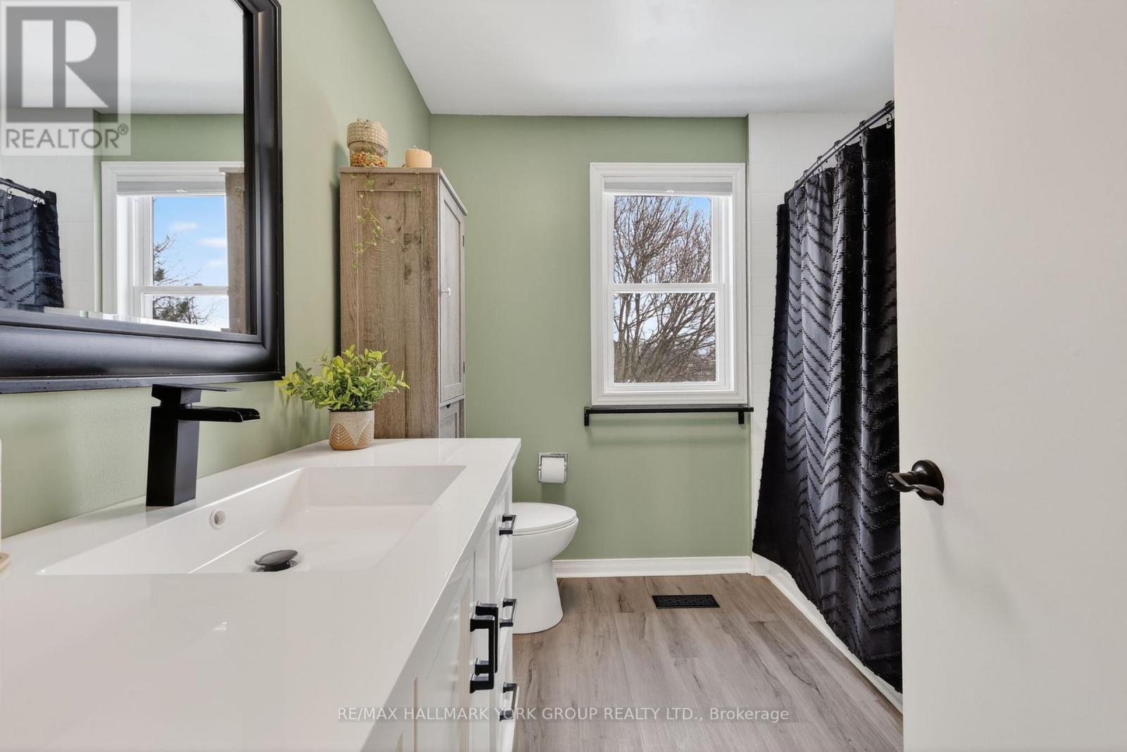 1896 Ashwood Avenue, Innisfil (Alcona), Ontario  L9S 1W1 - Photo 29 - N12888182