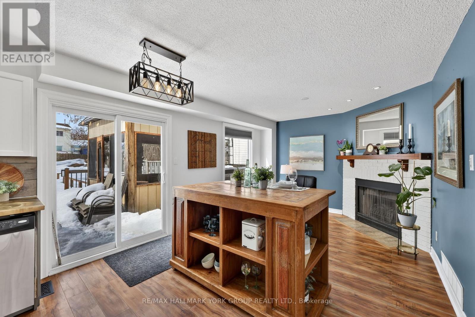 1896 Ashwood Avenue, Innisfil (Alcona), Ontario  L9S 1W1 - Photo 8 - N12888182