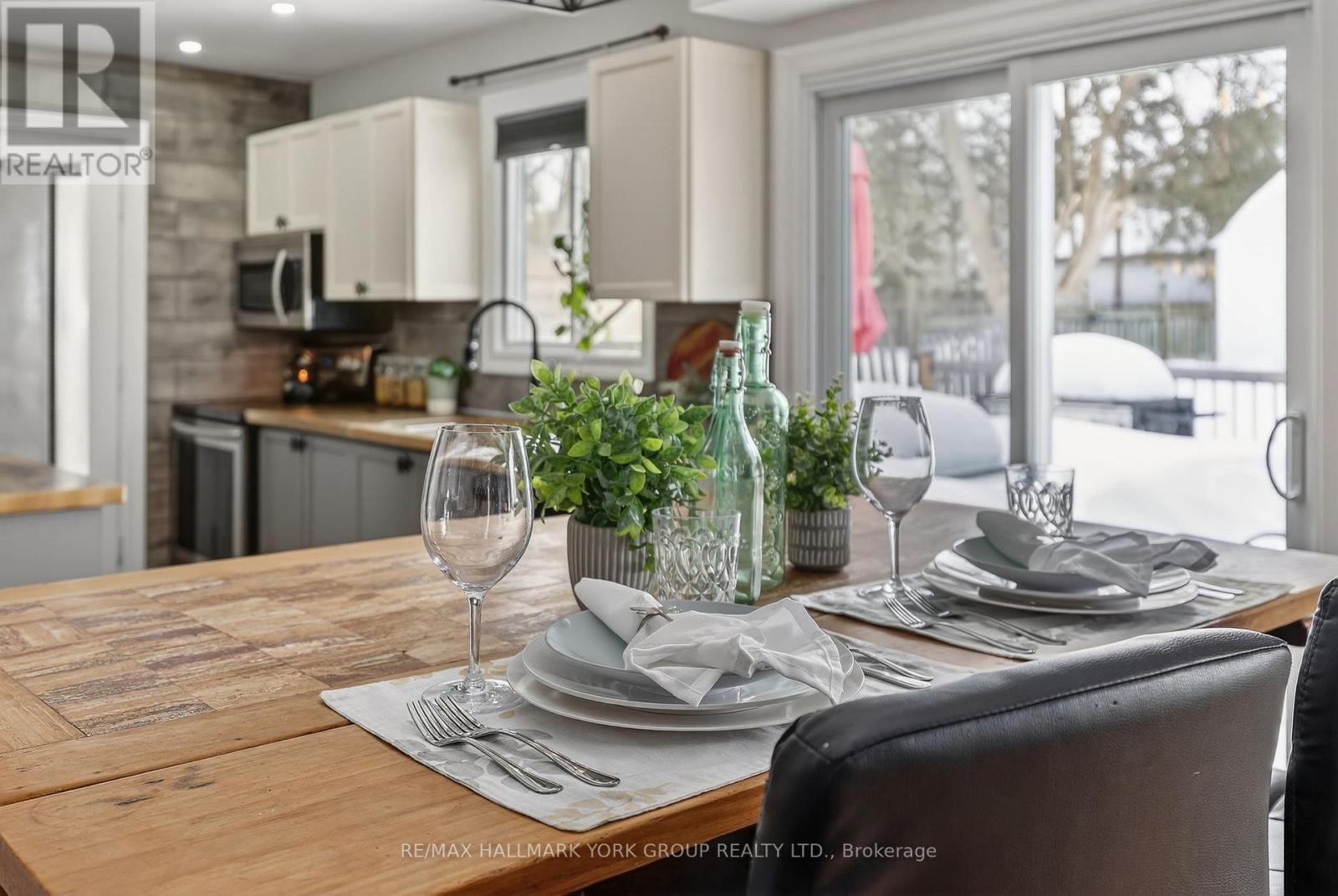 1896 Ashwood Avenue, Innisfil (Alcona), Ontario  L9S 1W1 - Photo 9 - N12888182