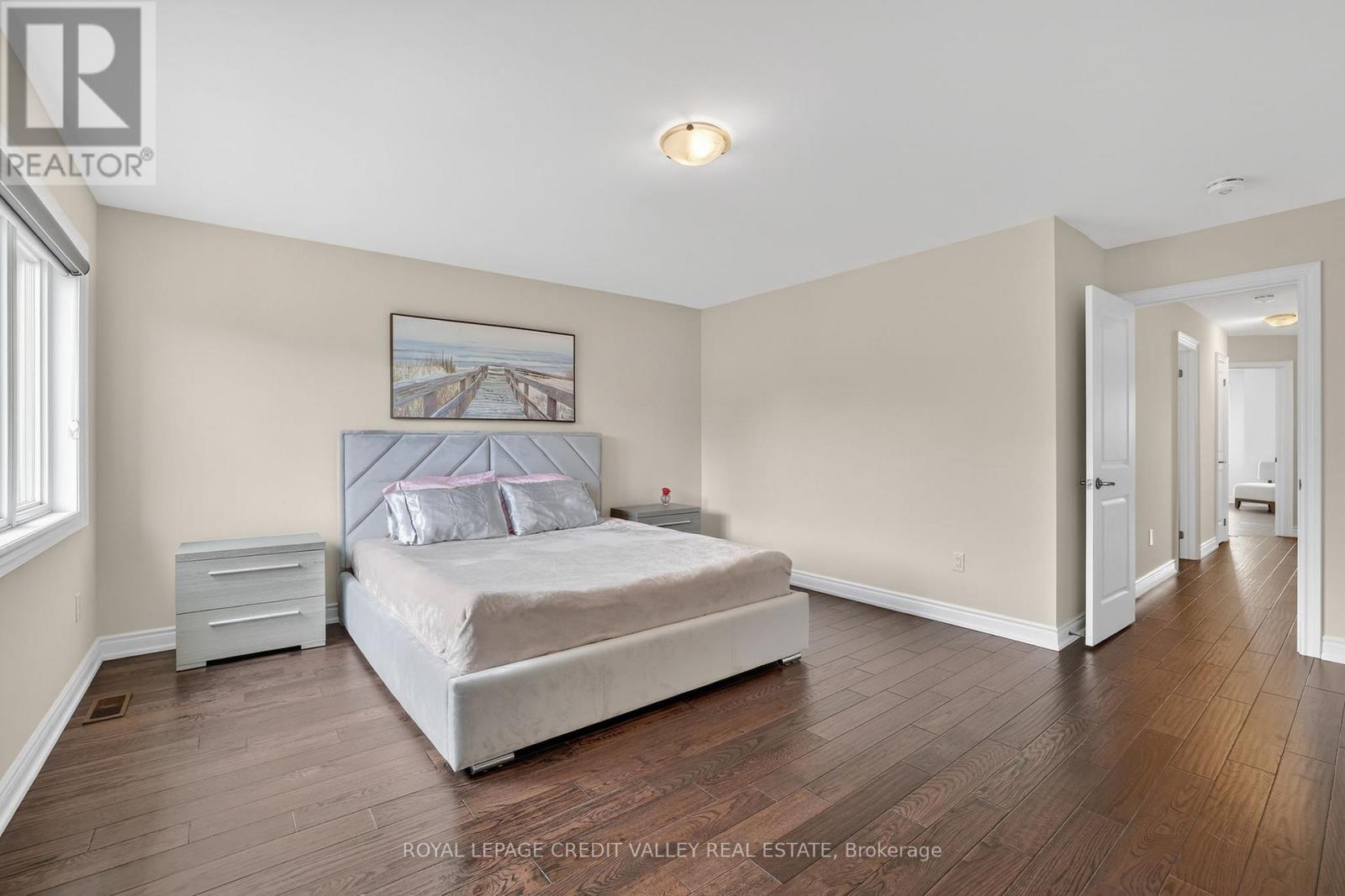 29 Memorial Court, Bradford West Gwillimbury (Bradford), Ontario  L3Z 4H5 - Photo 22 - N12888188