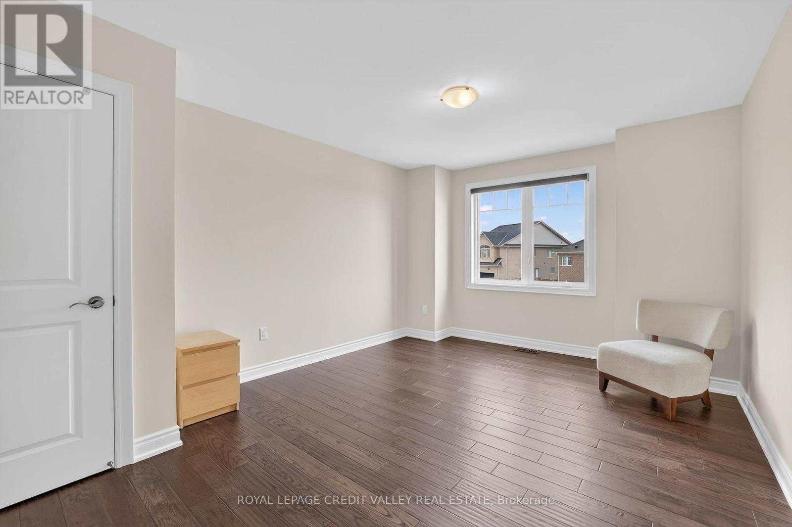 29 Memorial Court, Bradford West Gwillimbury (Bradford), Ontario  L3Z 4H5 - Photo 27 - N12888188